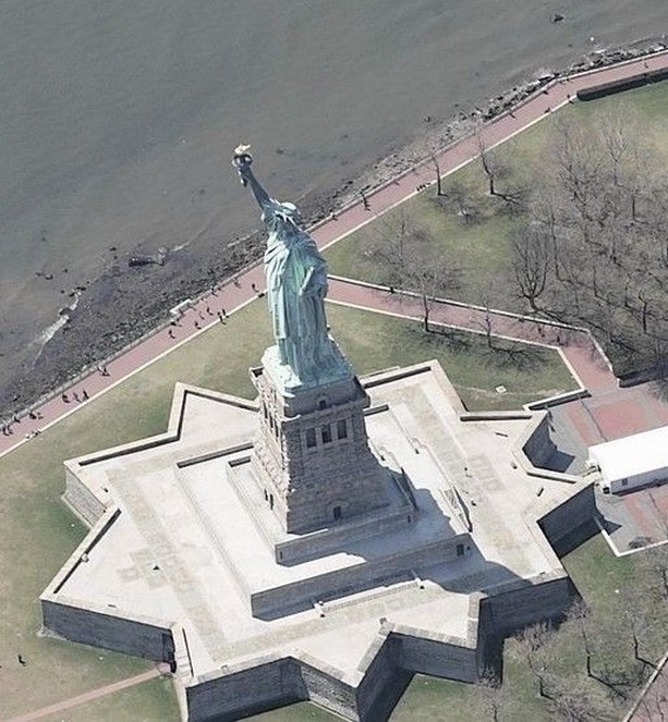 statue de la liberte et liberty island: statue de la liberte